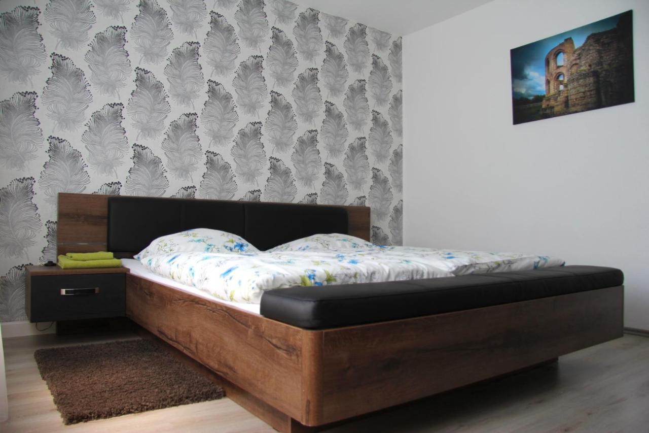 Geraeumige 4 Zimmer Wohnung An Den Kaiserthermen Трір Екстер'єр фото